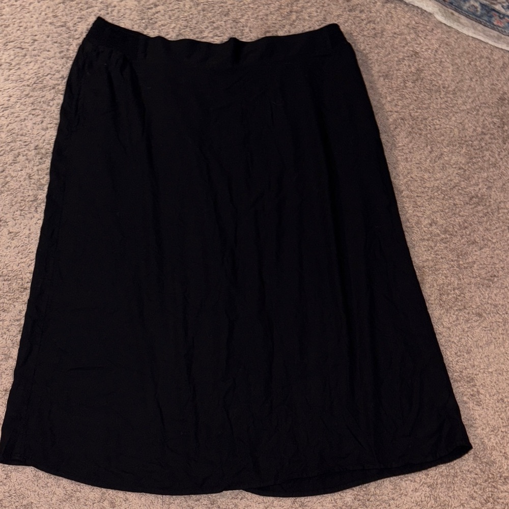 Elegant Black Women's Skirt